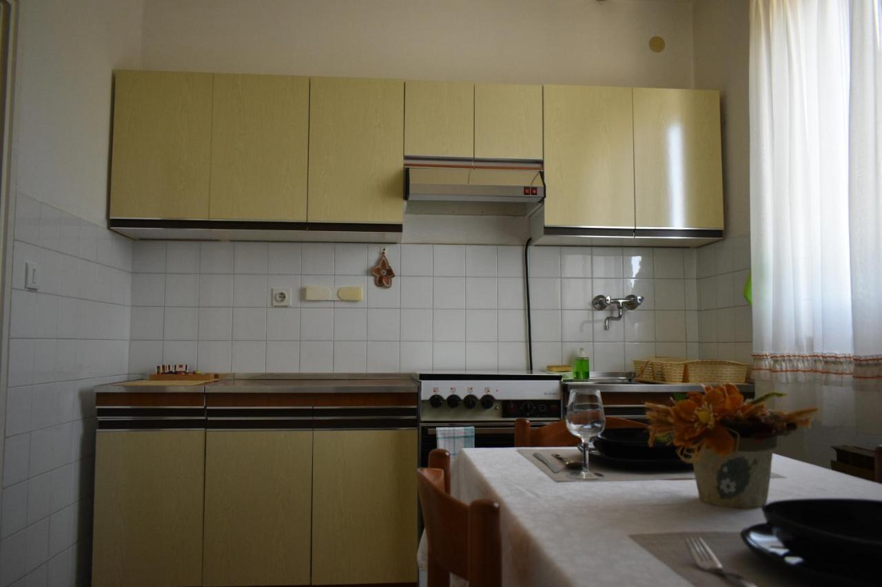 Apartmani Grejs 라빈 외부 사진