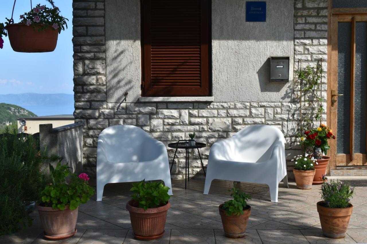 Apartmani Grejs 라빈 외부 사진