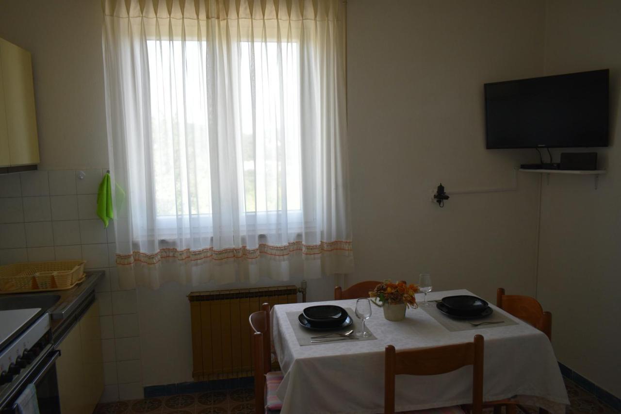 Apartmani Grejs 라빈 외부 사진