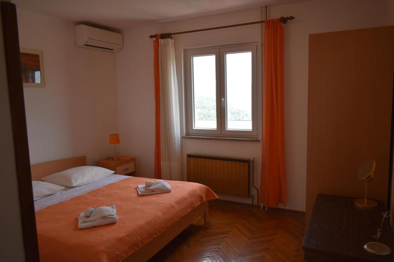 Apartmani Grejs 라빈 외부 사진
